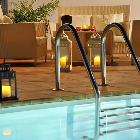 Playa Blanca Sleeps 6 Pool Air Con Wifi